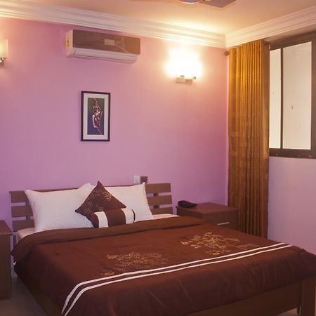 Consir Executive Lodge Accra Buitenkant foto