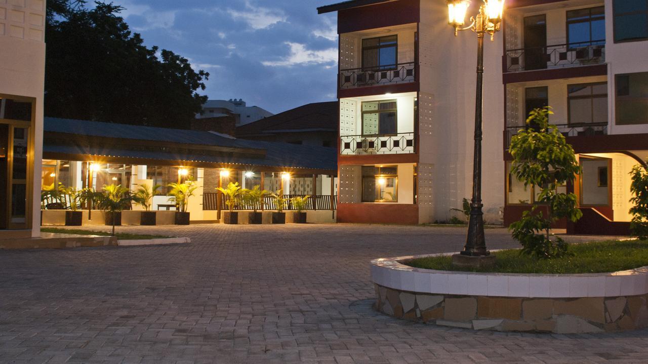Consir Executive Lodge Accra Buitenkant foto